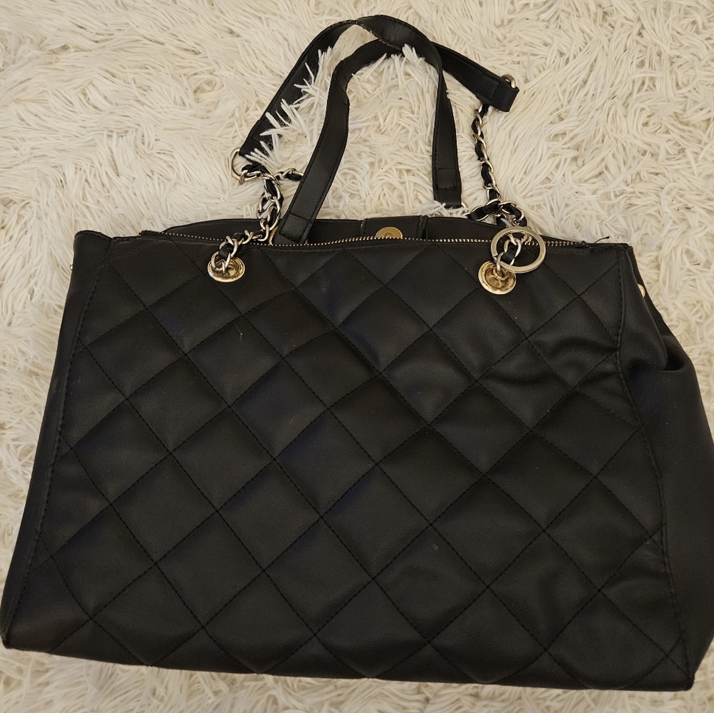 Ladies black handbag